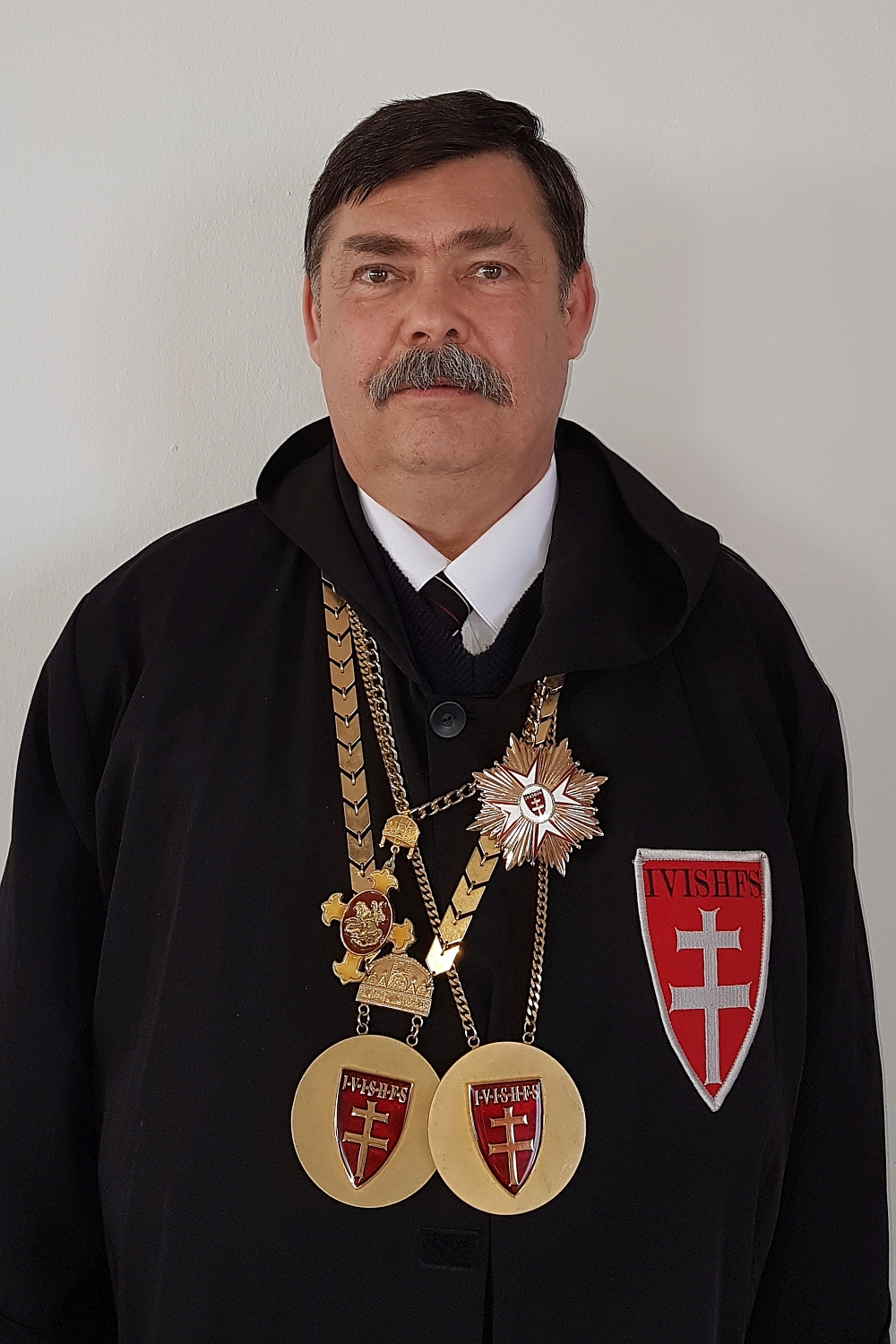 valami